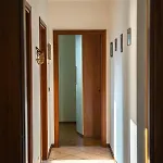 아파트 Te Vojo Ben -furnished Flat-